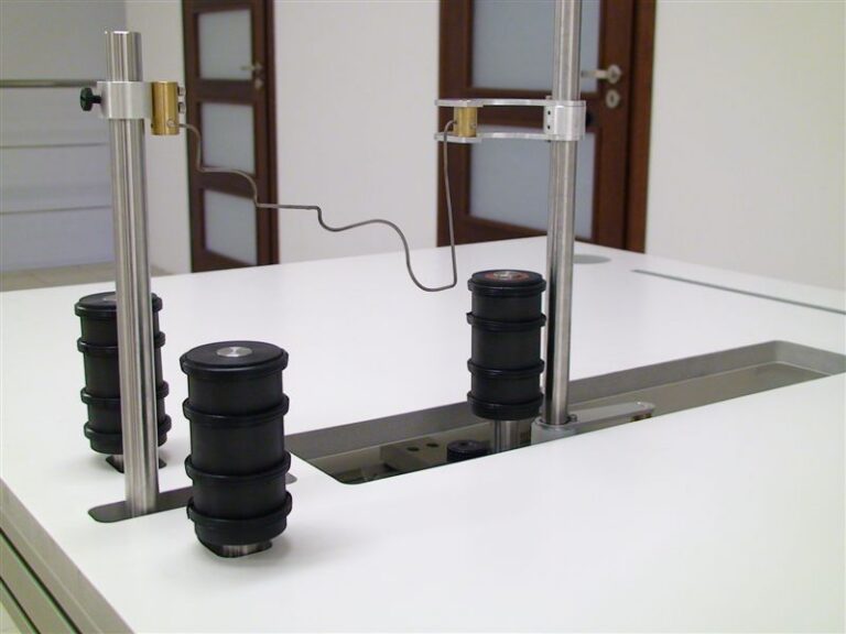 Hot-wire-CNC-foam-cutting-machines-Foam-Arch-Base-Cutter-Cutting-wire