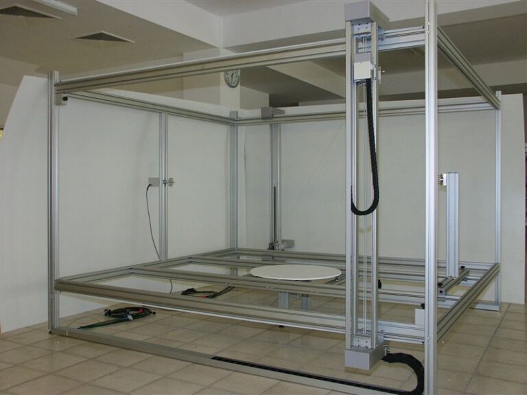 Hot wire CNC foam machines - Independent Axis Control